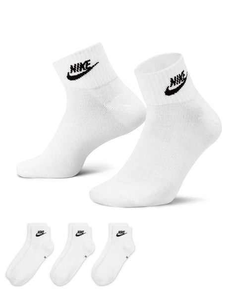 NIKE EVERYDAY ESSENTIAL