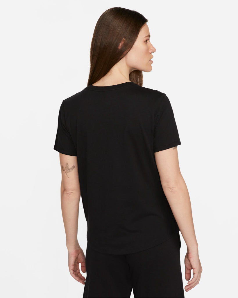 Nike W NSW Tee Essntl Icon Futura T- T-shirt Femme : : Mode