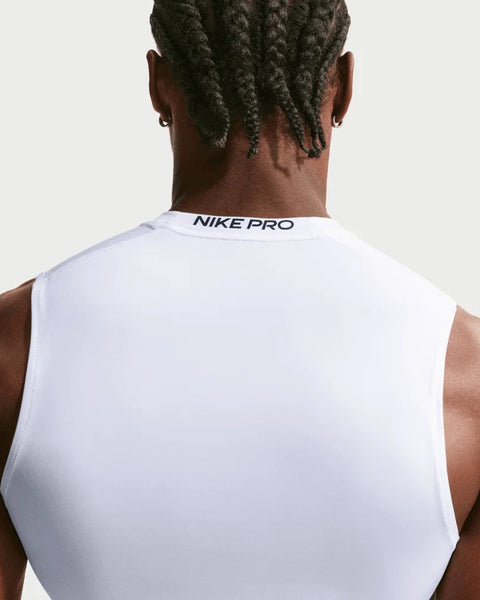 NIKE PRO