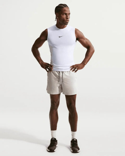 NIKE PRO