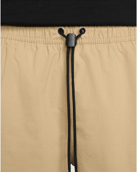 TECH WOVEN SHORT