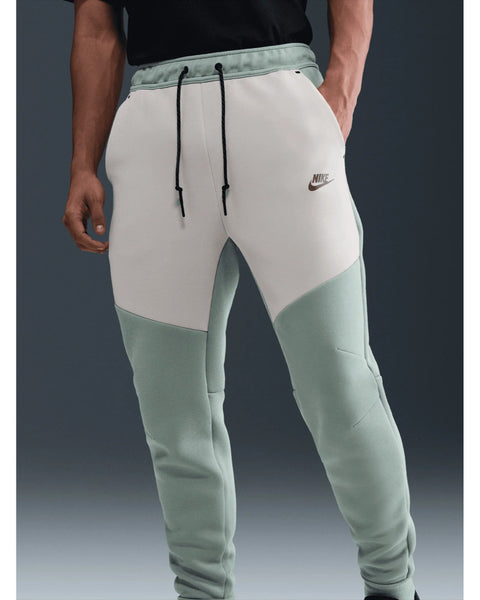 TECH FLEECE JOGGER