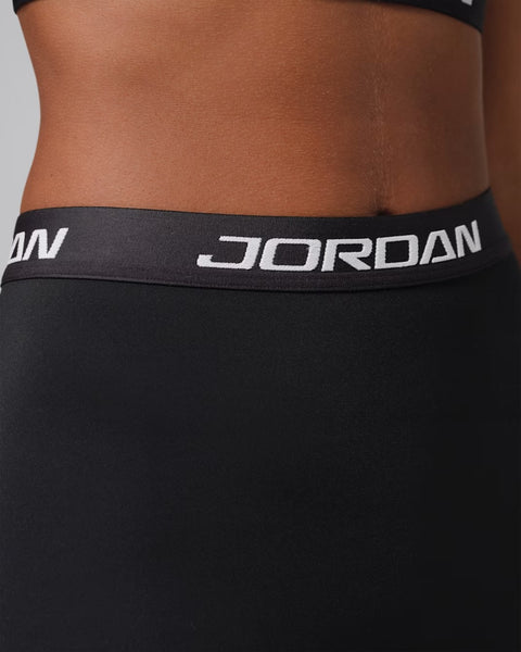 DRI-FIT SPORT ESS 5IN