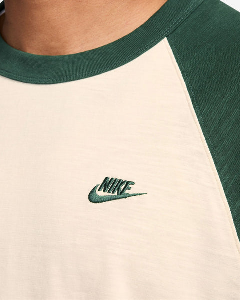 CLUB RAGLAN
