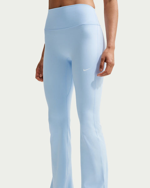 NIKE ONE