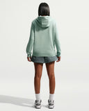 SPORTSWEAR CLUB