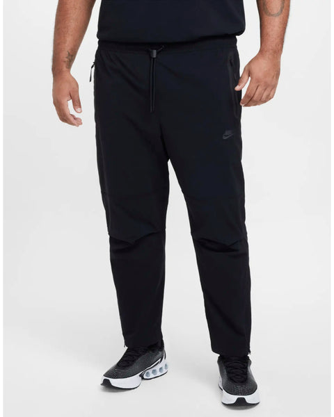 TECH WOVEN PANT