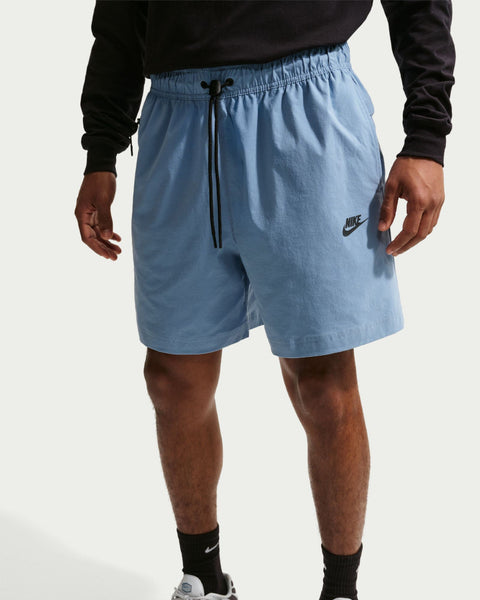 TECH WOVEN SHORT