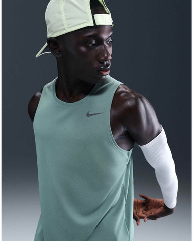DRI-FIT MILER TANK