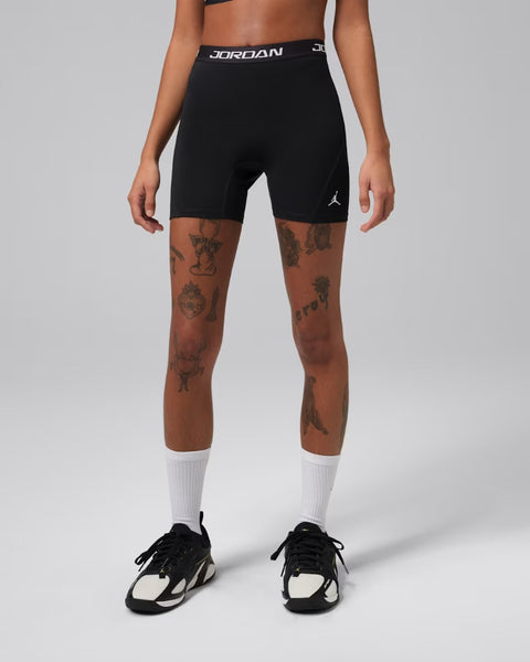 DRI-FIT SPORT ESS 5IN