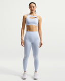 ONE SEAMLESS FRONT