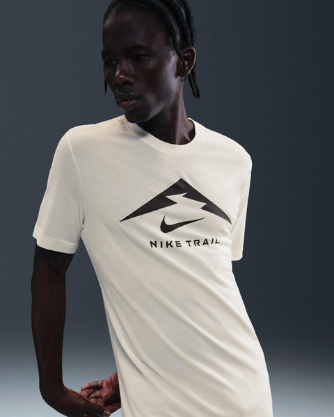 DIR-FIT TEE TRAIL LOGO