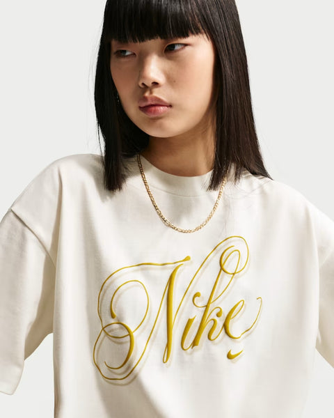 TEE BOXY