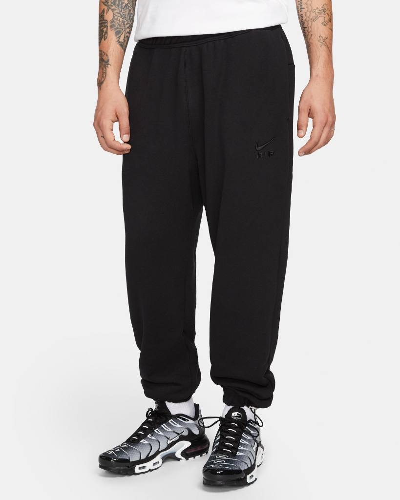 Nike air joggers black shop